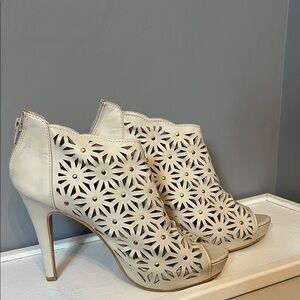 Elegant Cream Peep-Toe Heels